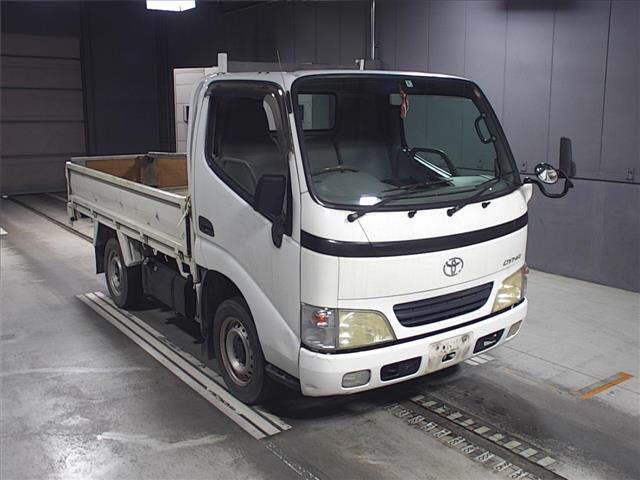 TOYOTA DYNA TRUCK