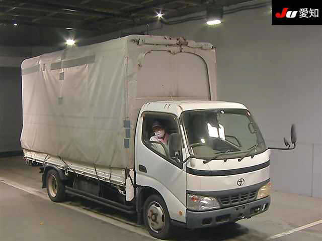 TOYOTA DYNA TRUCK