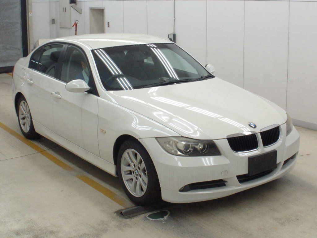 BMW 320I